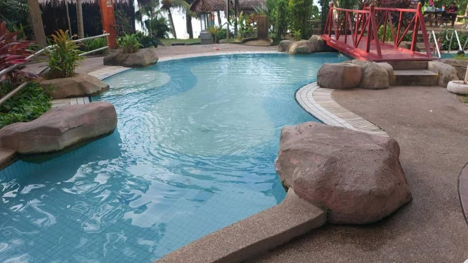 Beachfront Full Sea Penang Танджунг-Бунга Экстерьер фото